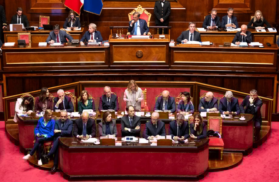 Fisco e pensioni, la doppia rivoluzione del governo Meloni: pace fiscale selettiva e taglio tasse al ceto medio. Ecco quanto costa