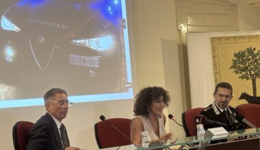 “All’ombra delle sirene”, presentata serie prodotta da Antenna Sud-Carabinieri