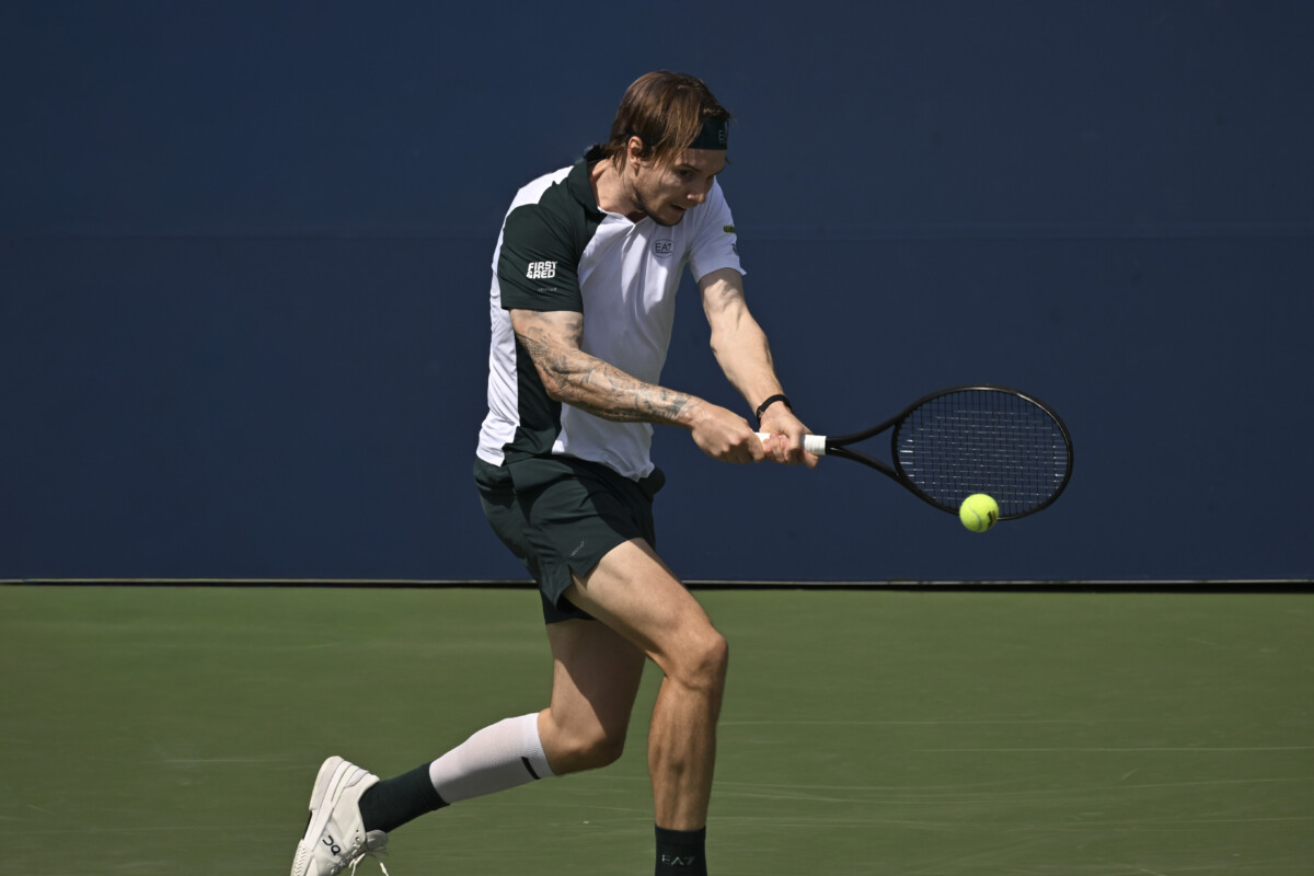 Zverev eliminato da un grande Auger-Aliassime, Bublik non si ferma più