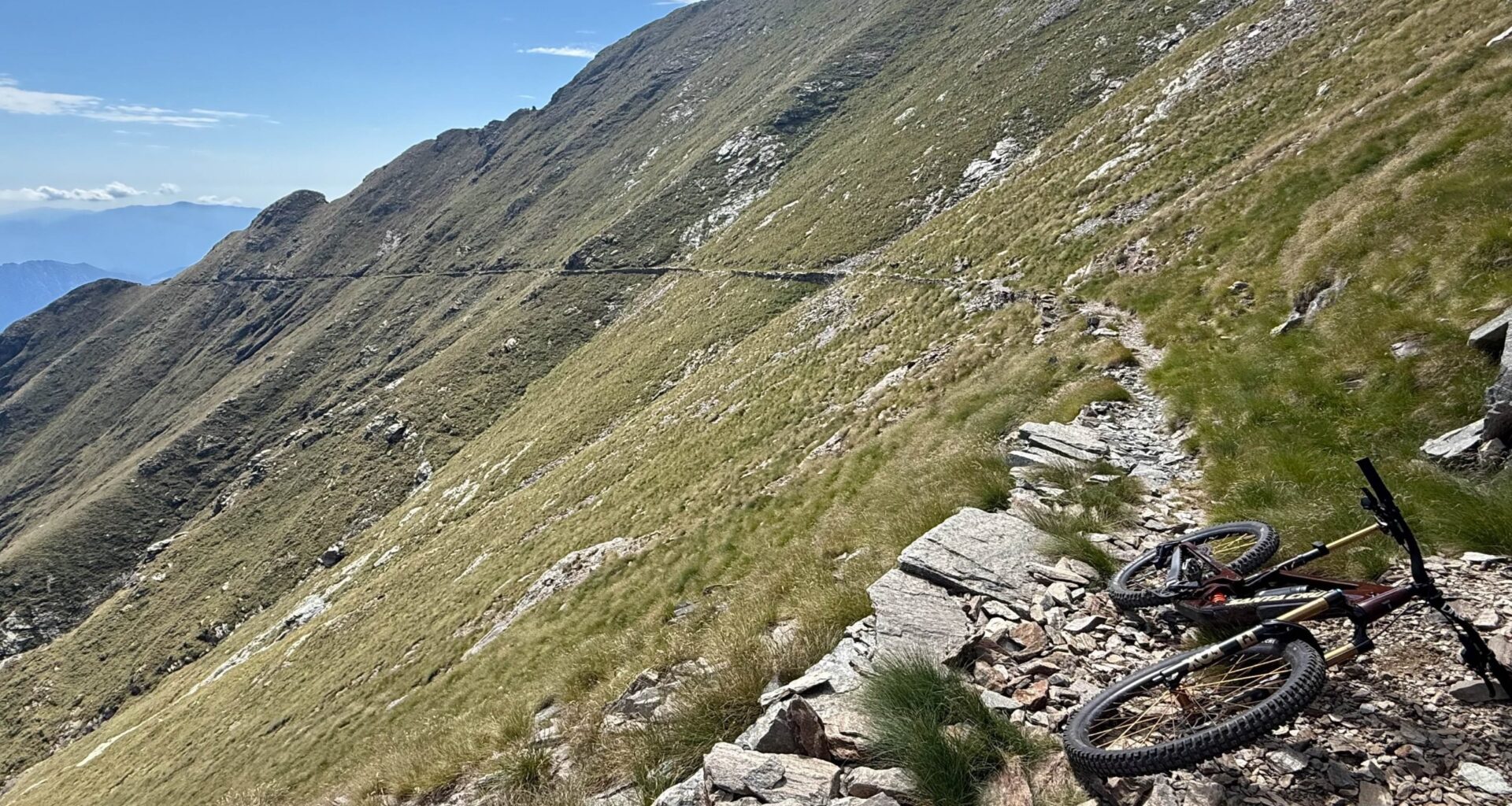 Monte Legnone: la salita più epica delle Alpi