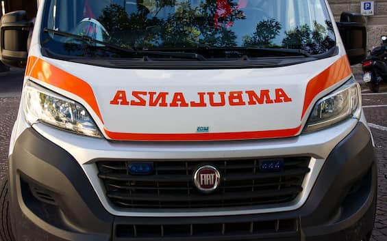 Catanzaro, furgone in manovra investe e uccide bimbo di 2 anni
