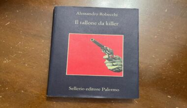 Con “Il tallone da killer”, un Robecchi diverso