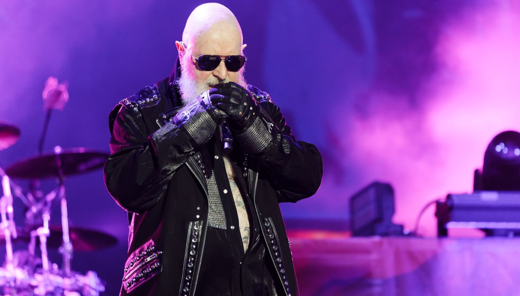 uscirà una cover di "War Pigs" dei BLACK SABBATH con Ozzy Osbourne e Rob Halford
