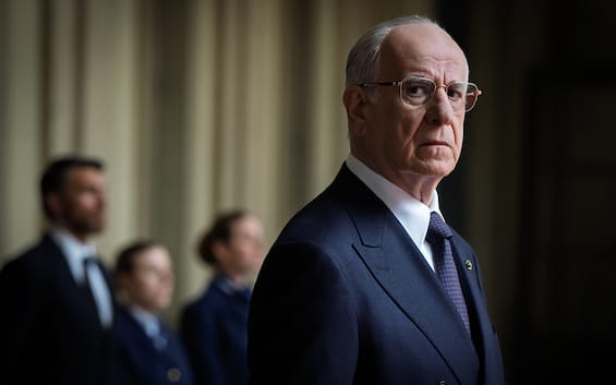 La grazia di Paolo Sorrentino, la recensione del film di apertura del Festival di Venezia 2025
