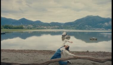 Lago_videoclip1.jpg (147 KB)