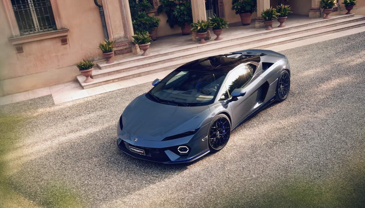 l’ultima nata si veste di lusso