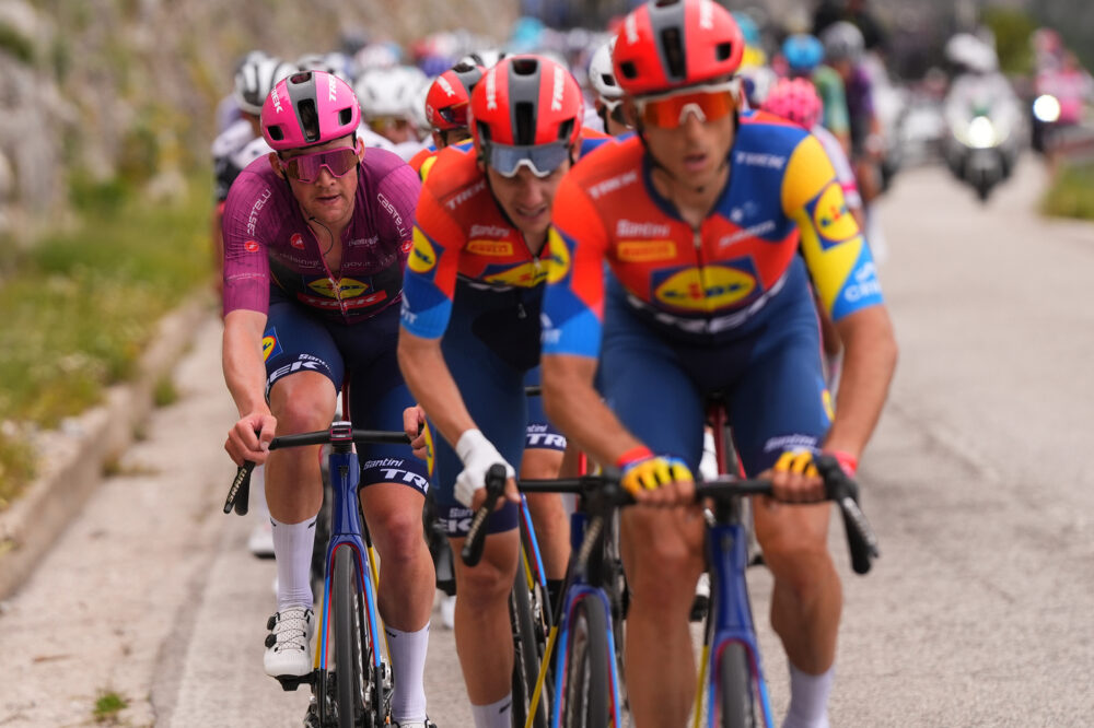 Giro di Danimarca 2025, Philipsen insidia il duo Pedersen-Skjelmose per il successo finale