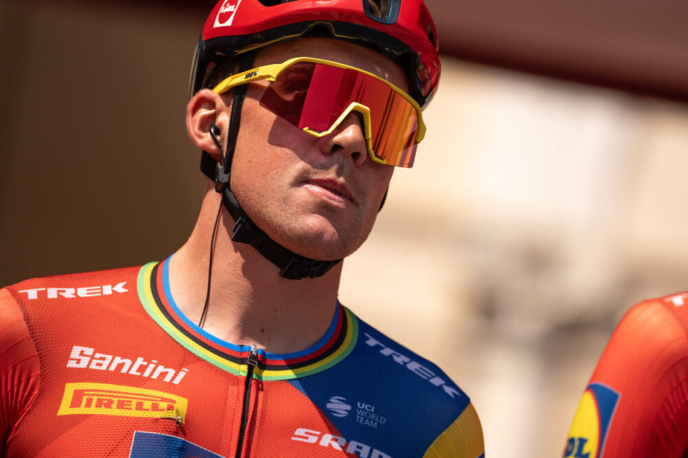 Turner anticipa tutti a Voiron, Gaudu nuova maglia rossa
