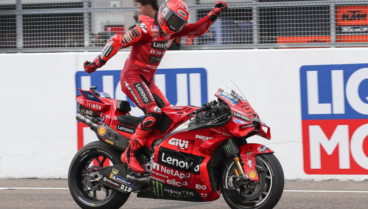 MotoGP GP Repubblica Ceca, Marc Marquez onnipotente, risorge l’Aprilia