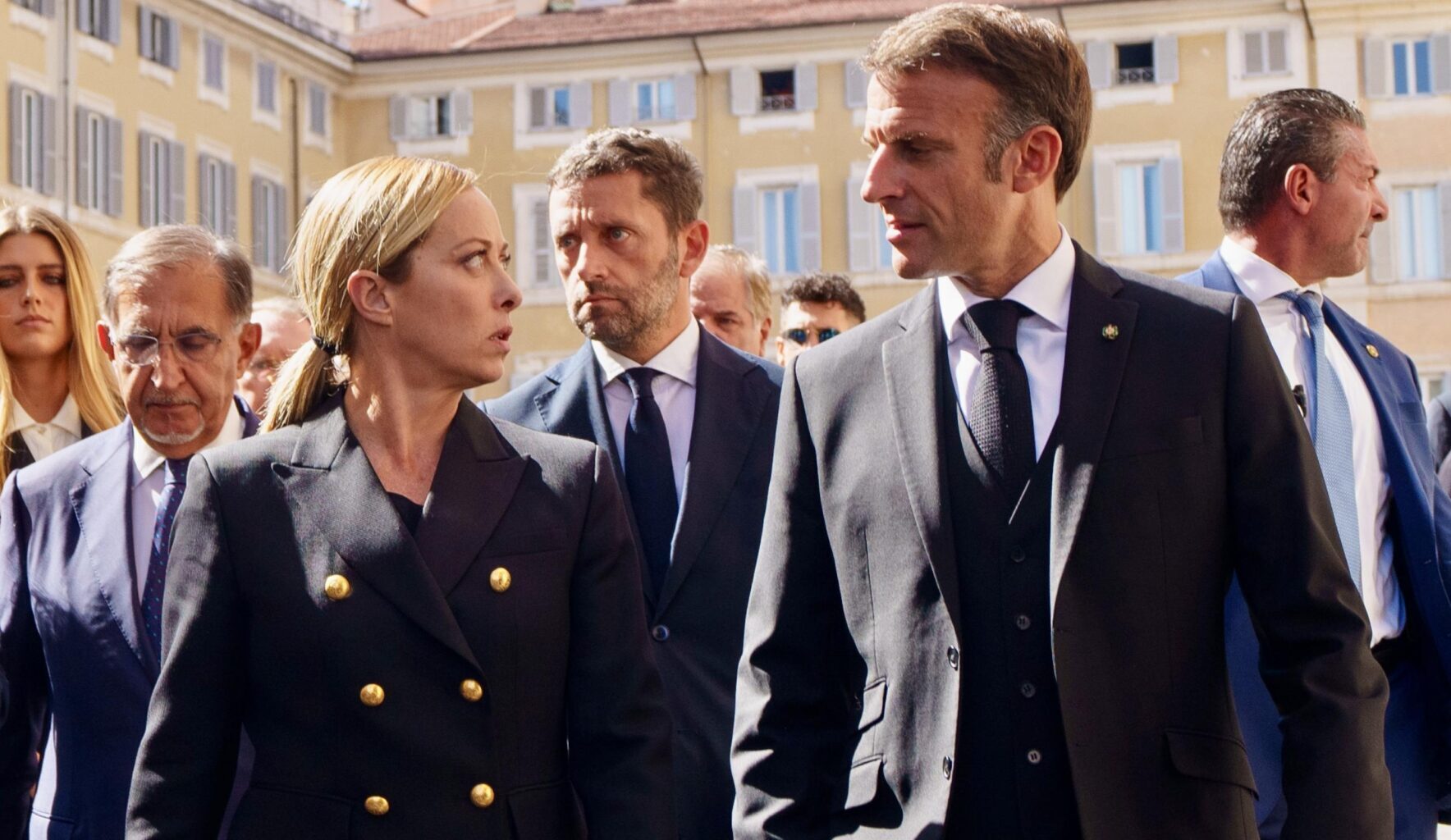 Italia e Francia, sul debito stiamo meglio noi