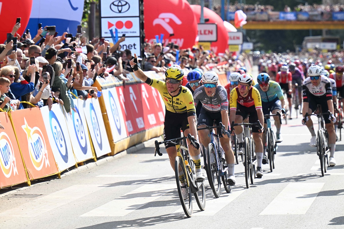 Giro di Polonia 2025, Olav Kooij sfreccia nella prima tappa!