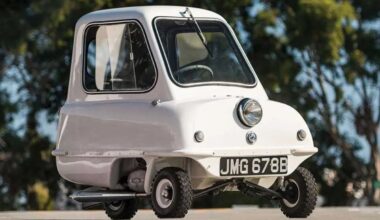 Guinness World Record, l'auto di serie più piccola al mondo