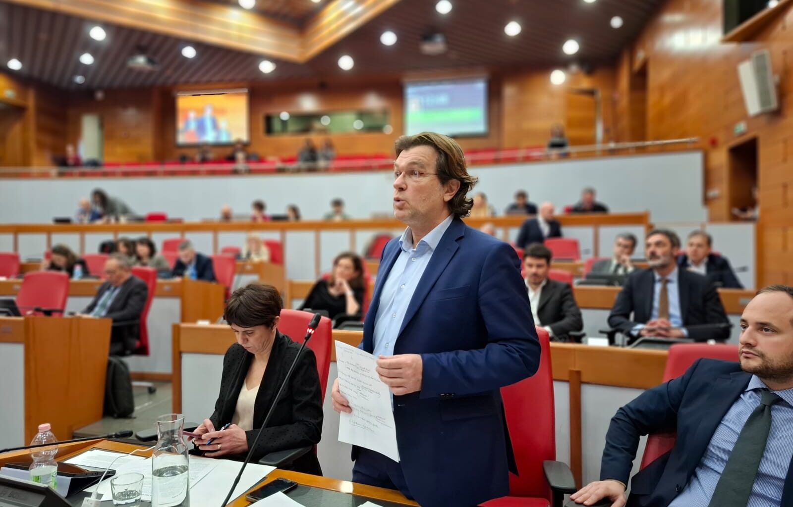"Chiarire le cause dell'aumento della spesa farmaceutica convenzionata" -