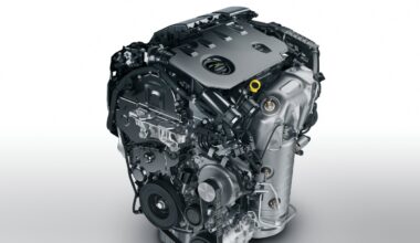 Problemi al motore diesel BlueHDI: riguarda oltre 200.000 veicoli