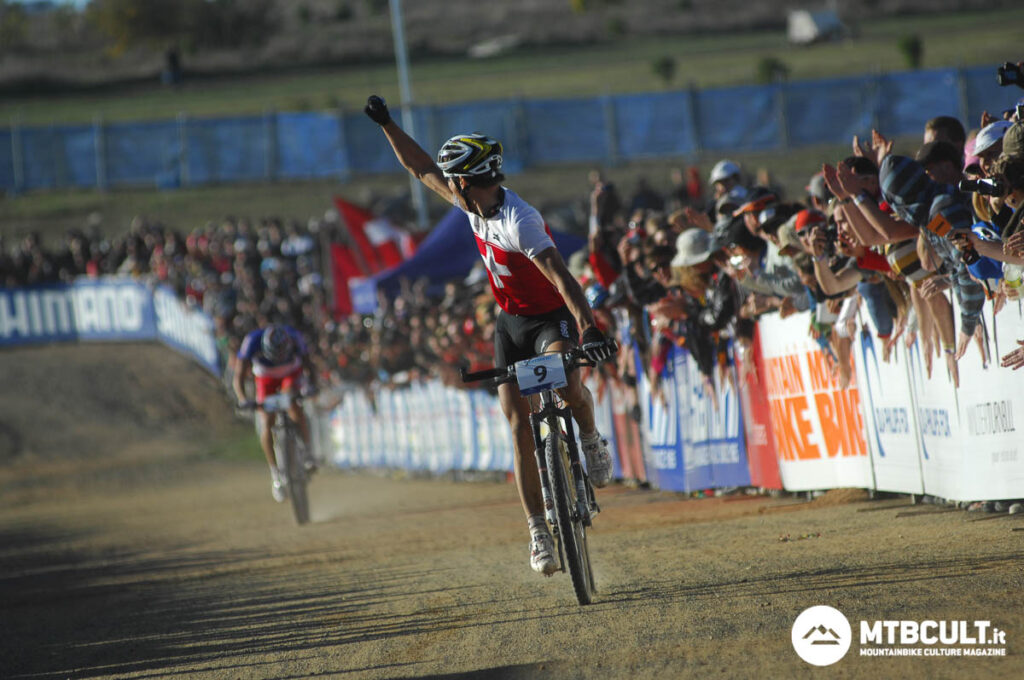 SCOTT SRAM N1NO PHOTO BY CERVENY Nino Schurter 2009 14 2