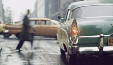 Saul Leiter: fotografia pittorica, pioggia e vetri appannati
