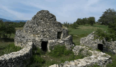 Lo Scarpone - Comitato Scientifico: una monografia per riscoprire le dimore temporanee in Appennino