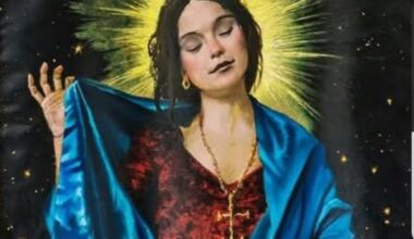 BLOCK NOTES PALIO: DRAPPELLONE CON UNA MADONNA PALERMITANA BELLA E SENSUALE - OK Siena