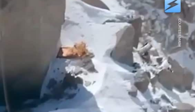 Natalia Nagovitsyna a 7000mt sul Pobeda Peak con gamba rotta: corsa contro il tempo per salvarla