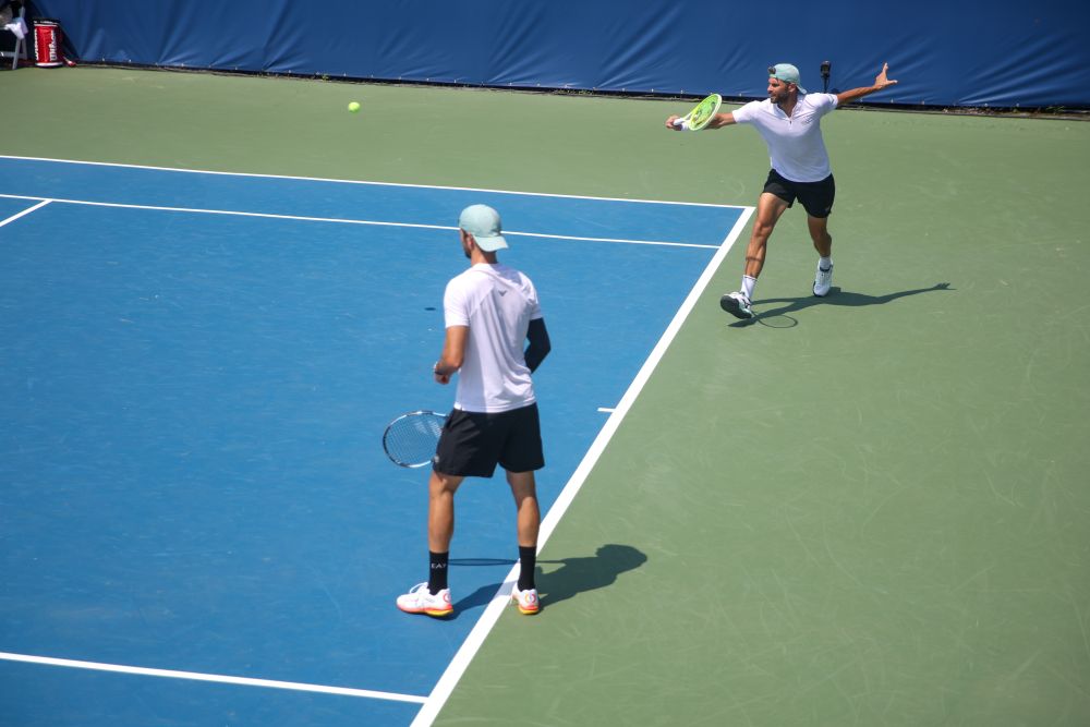 ATP Cincinnati 2025, Bolelli e Vavassori liquidano il tandem Lammons-Pel e approdano agli ottavi