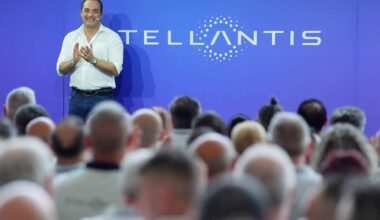 Stellantis molla la strada di Tesla