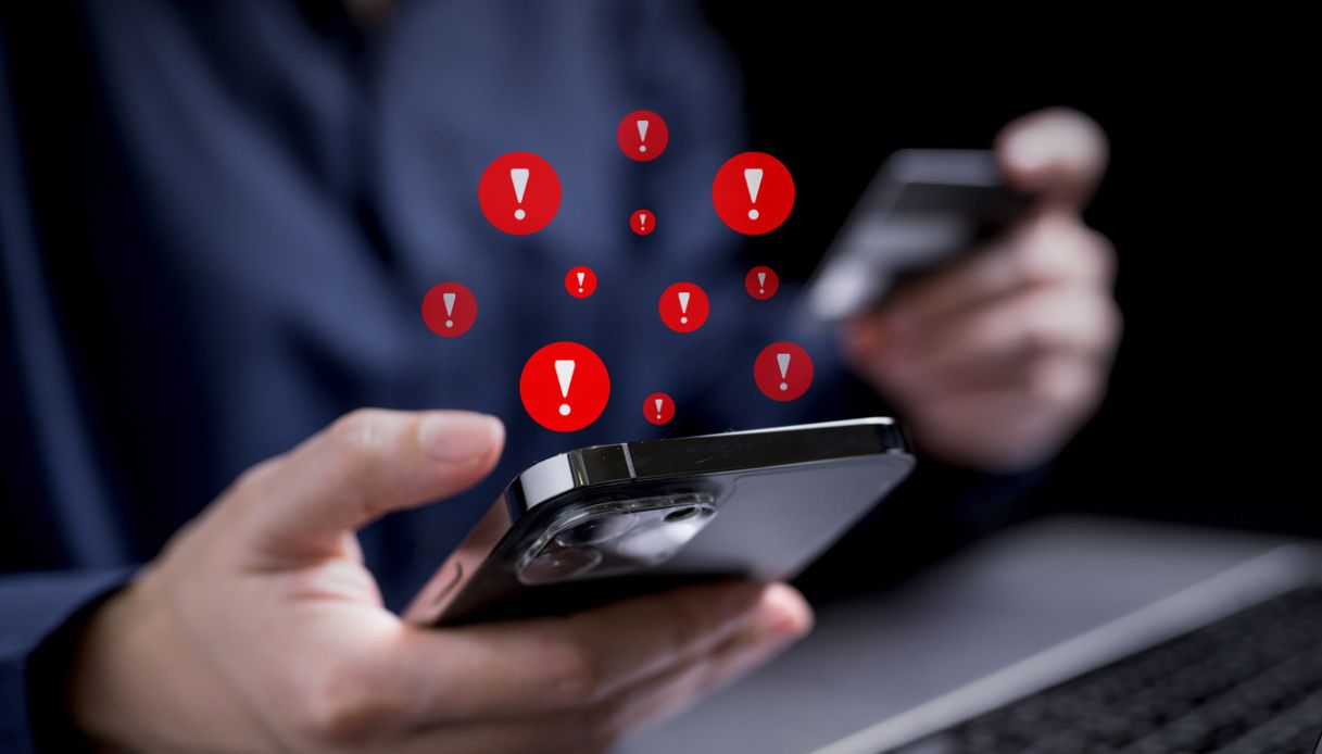 come ci raggirano via social e app