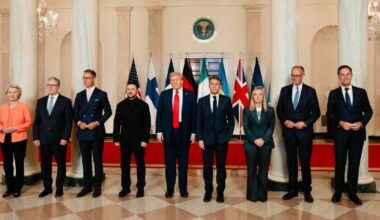 Vertice Trump-Zelensky-Ue alla Casa Bianca: per il Guardian è stato “tutto fumo e niente arrosto” - Il Fatto Quotidiano
