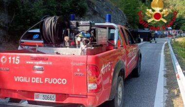 auto ribaltata, 69enne ferito in codice rosso