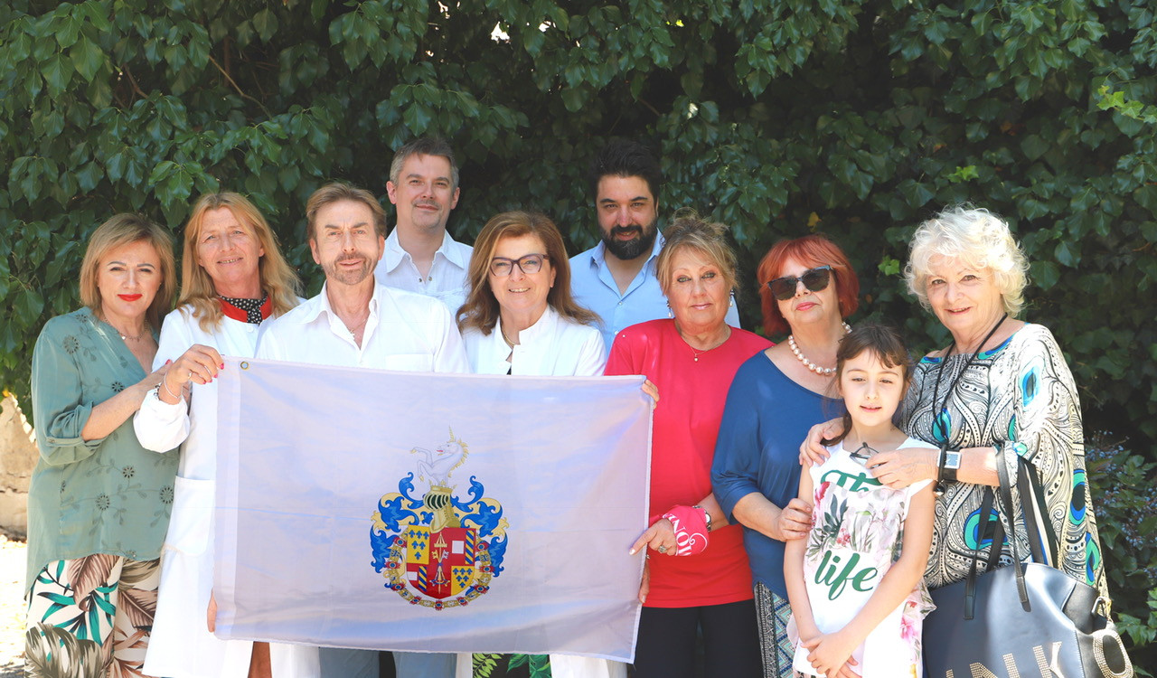 Il presidente Mattarella elogia lo show del Centro Salute Donna