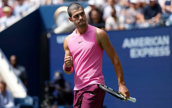 US Open 2025, Alcaraz agli ottavi: Darderi battuto in tre set