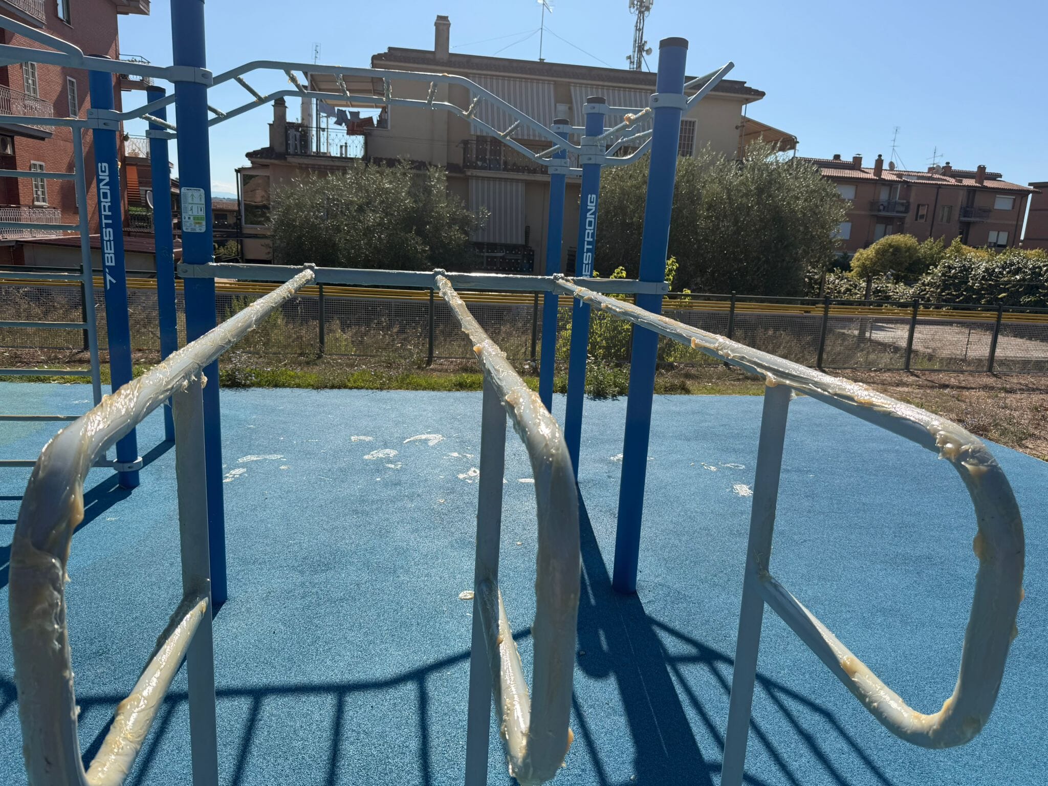 area fitness vandalizzata