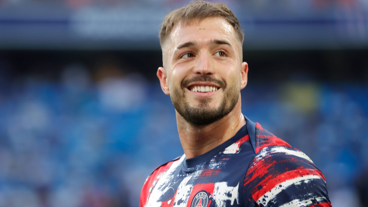 Como, valutazioni in corso per Arnau Tenas del PSG