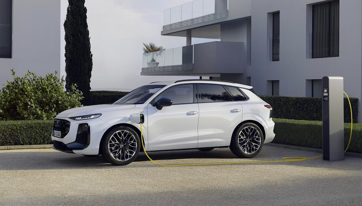 al via gli ordini del SUV con autonomia da record