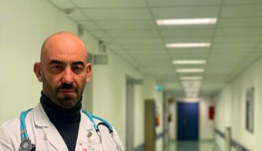 Matteo Bassetti su vaccini e politici che consigliano di non far