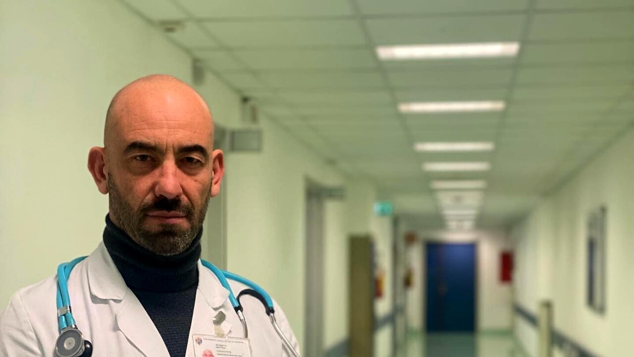 Matteo Bassetti su vaccini e politici che consigliano di non far