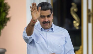 Venezuela, Maduro: 4,5 milioni di miliziani contro minacce Usa - Ultima ora