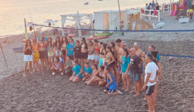 Beach volley a Paola: sport, amicizia e inclusione sulla sabbia del Tirreno (FOTO)