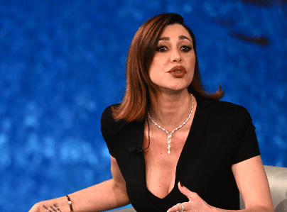 "Quando mi arrabbio ho un motivo", la replica di Belen dopo la lite col benzinaio