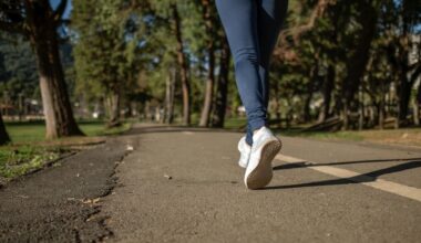 Quanti minuti camminare al giorno (e a quale ritmo) per ridurre il rischio di infarto