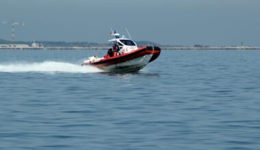 Si sente male mentre nuota alla torretta 17. Perde la vita in mare un 66enne