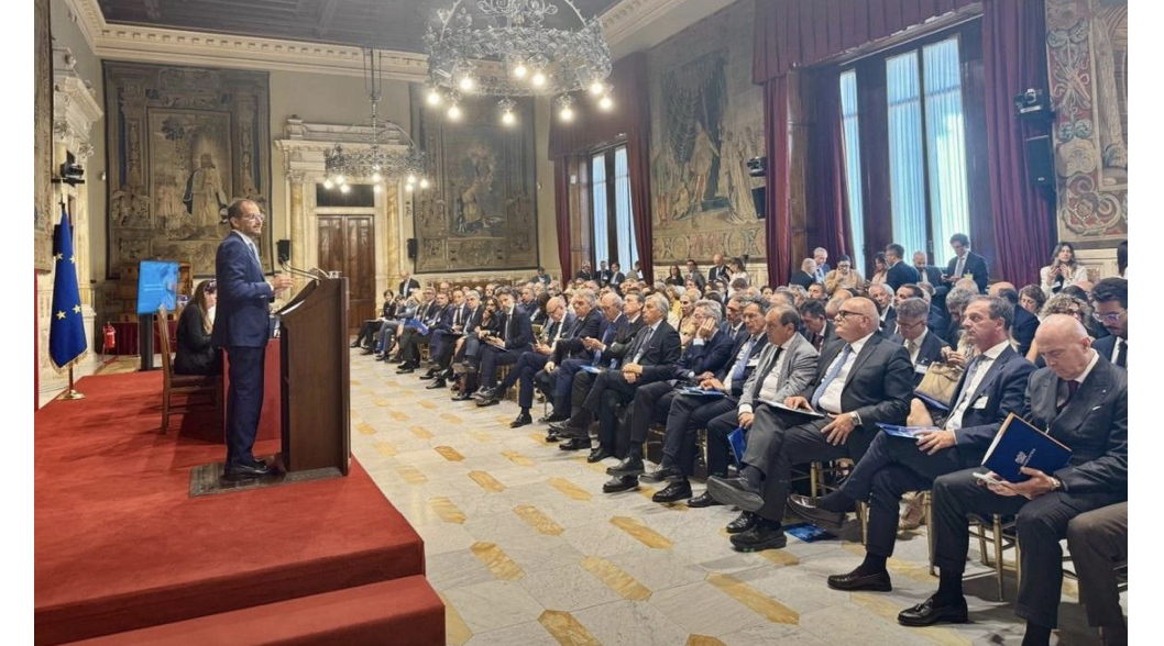 Testo Unico farmaceutica, Federfarma: “La rete delle farmacie è a disposizione per dare il proprio contributo”. La preoccupazione delle Regioni