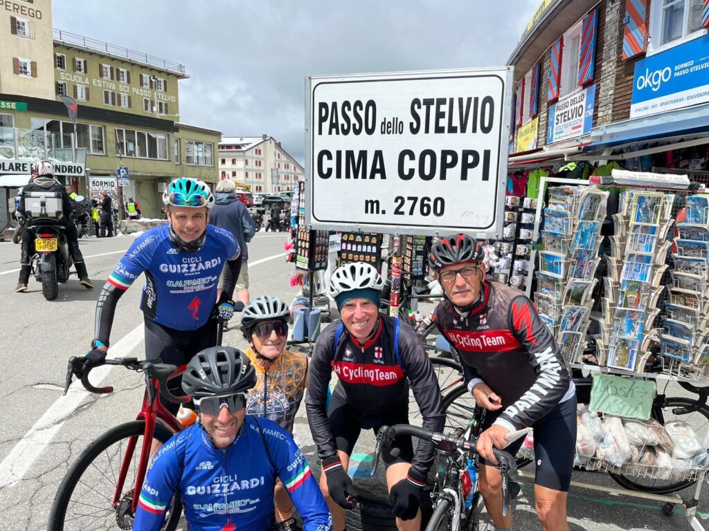 "Jair" conquista la Cima Coppi a 80 anni di età