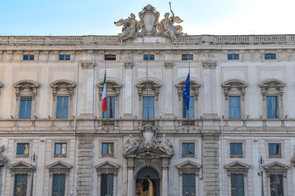 la Corte costituzionale smentisce sé stessa?