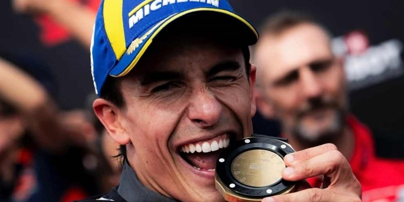 Marquez vince e scappa dalla Ducati, l'annuncio spiazza