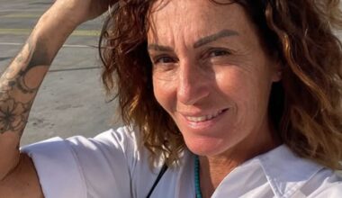 "A 50 anni ancora senza un perché", Cristina Plevani massacrata dalla hater: la replica è durissima