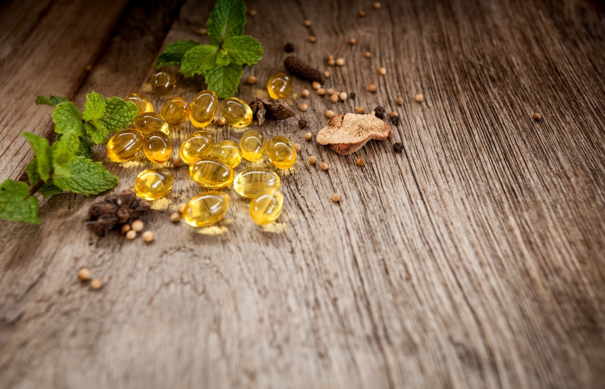 https://www.my-personaltrainer.it/2025/08/01/curcuma-olio-di-pesce-orig.jpeg