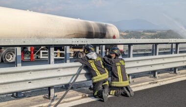 L'A1 chiusa 20 ore, Italia divisa nell'esodo di ferragosto - Cronaca