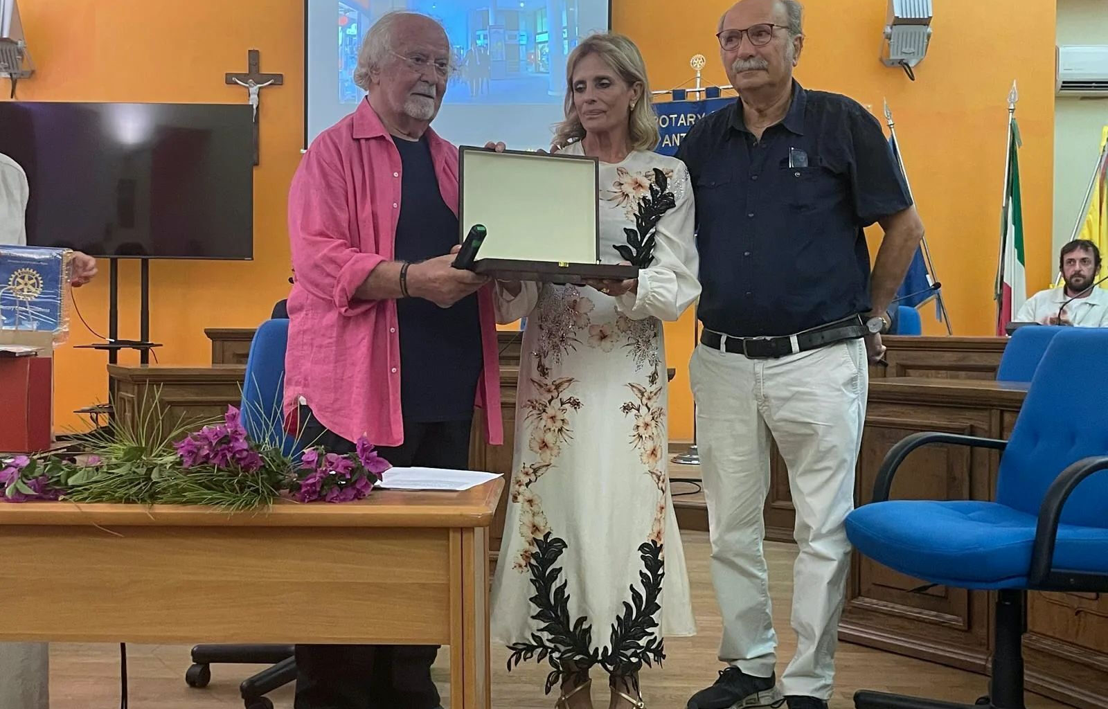 Isabella Ferrari premiata a Pantelleria: «Un luogo dell’anima»