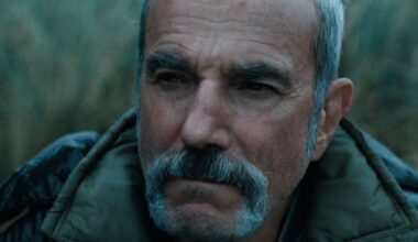 Daniel Day-Lewis torna al cinema dopo otto anni in un film diretto dal figlio. Il trailer di Anemone