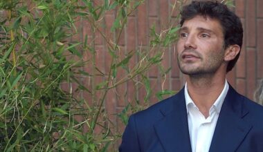 Stefano De Martino vittima di un hacker: in rete video con Caroline Tronelli